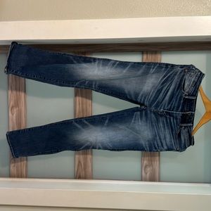 American Eagle men’s jeans
